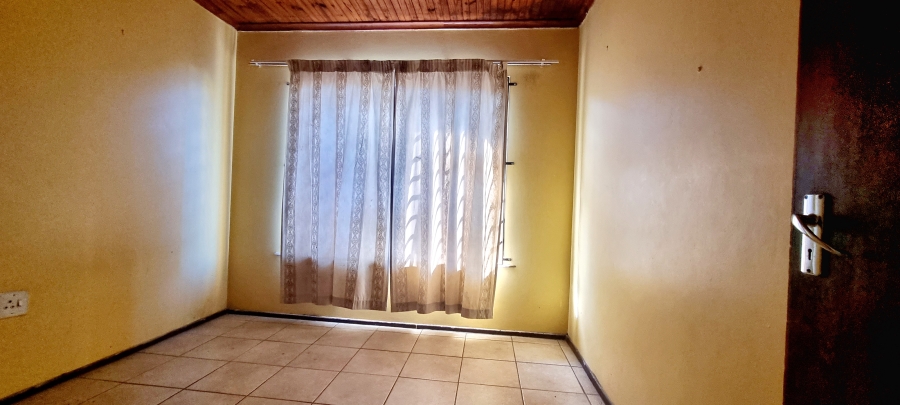 2 Bedroom Property for Sale in Amalinda Eastern Cape